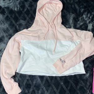 Oversized Cropped Hollister Sweater